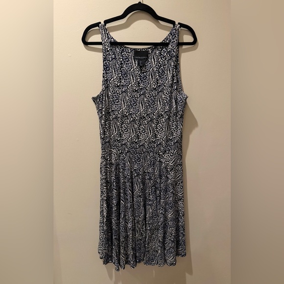 Cynthia Rowley Dresses & Skirts - Cynthia Rowley Black, Blue and White Patterned Midi Dress